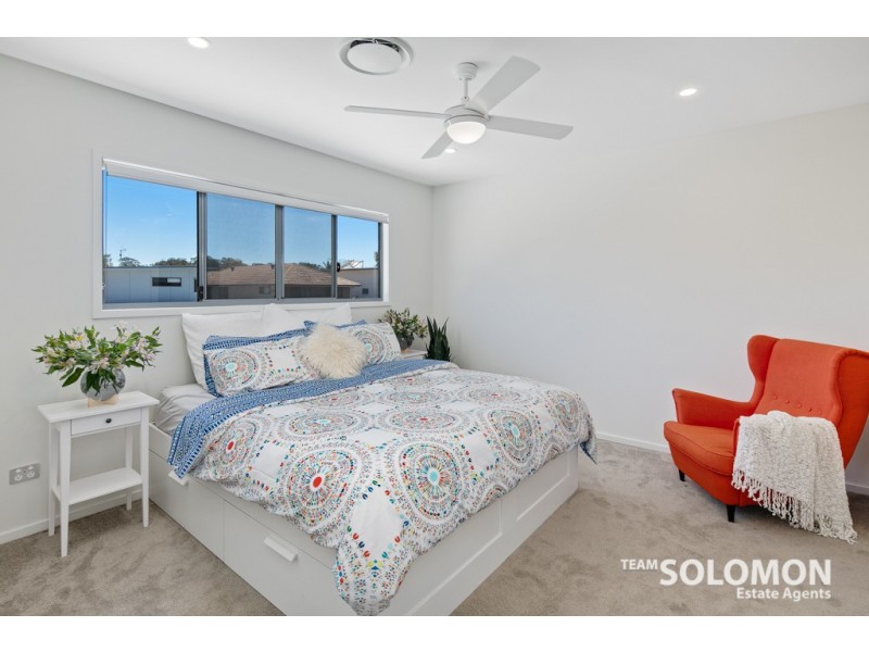 12 Water Street, Cleveland QLD 4163