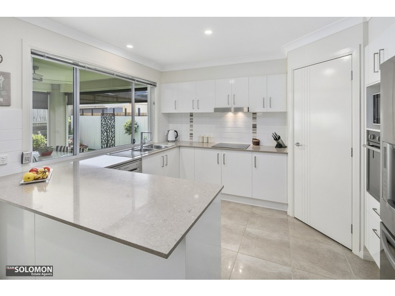 18 Kim Jon Court, Thornlands QLD 4164
