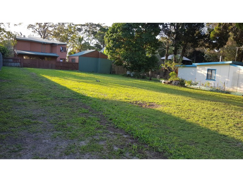 5 Cypress Street, Coochiemudlo Island QLD 4184