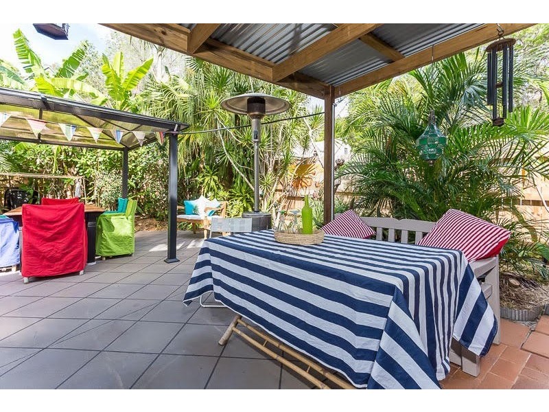 5 Mareela Street, Coochiemudlo Island QLD 4184