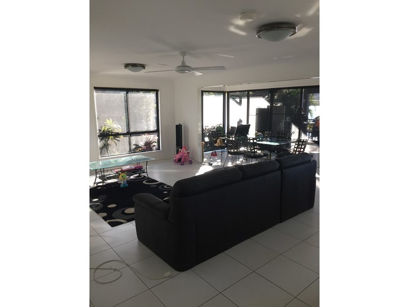 37 Wahine Drive, Russell Island QLD 4184