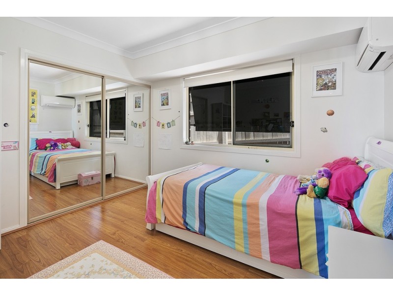 18 Queensbury Court, Wellington Point QLD 4160