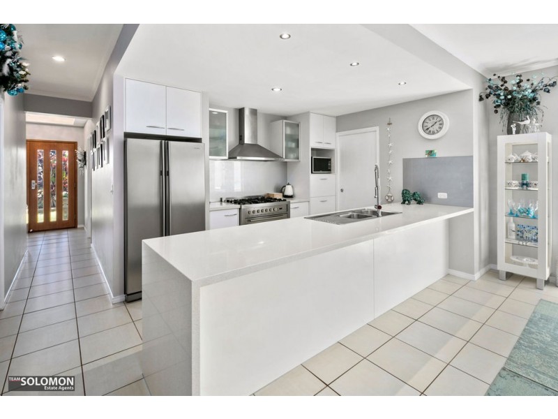 98 King Street, Thornlands QLD 4164