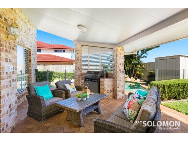 2 Waverley Court, Ormiston QLD 4160