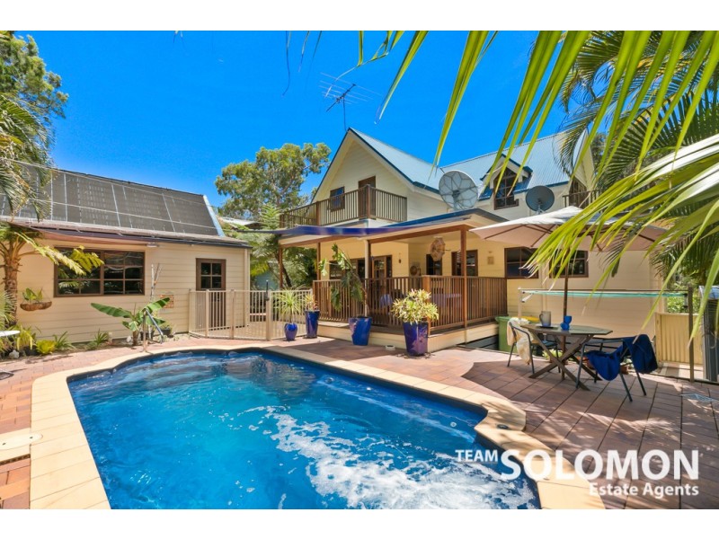 8 Flinders Street, Coochiemudlo Island QLD 4184