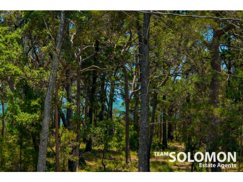 8 Flinders Street, Coochiemudlo Island QLD 4184