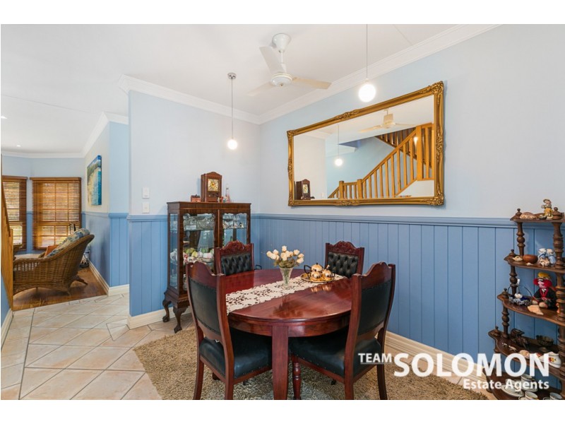 8 Flinders Street, Coochiemudlo Island QLD 4184