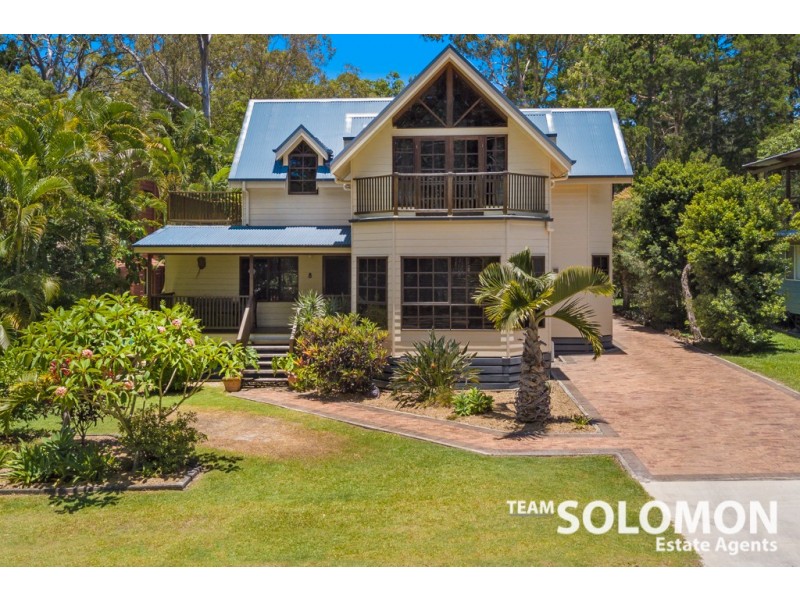 8 Flinders Street, Coochiemudlo Island QLD 4184
