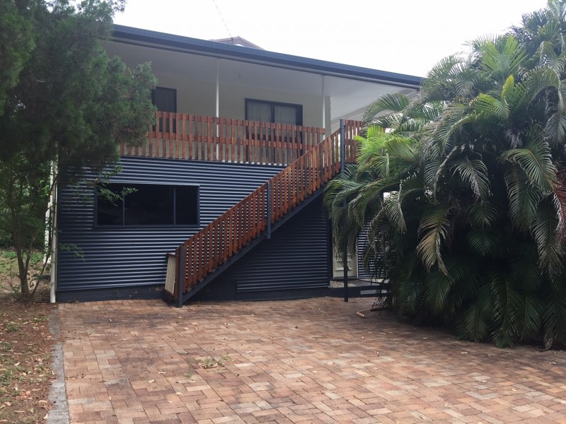 3 Phillips Street, Coochiemudlo Island QLD 4184