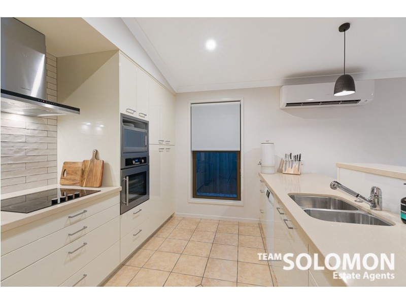 9 Kate Court, Victoria Point QLD 4165