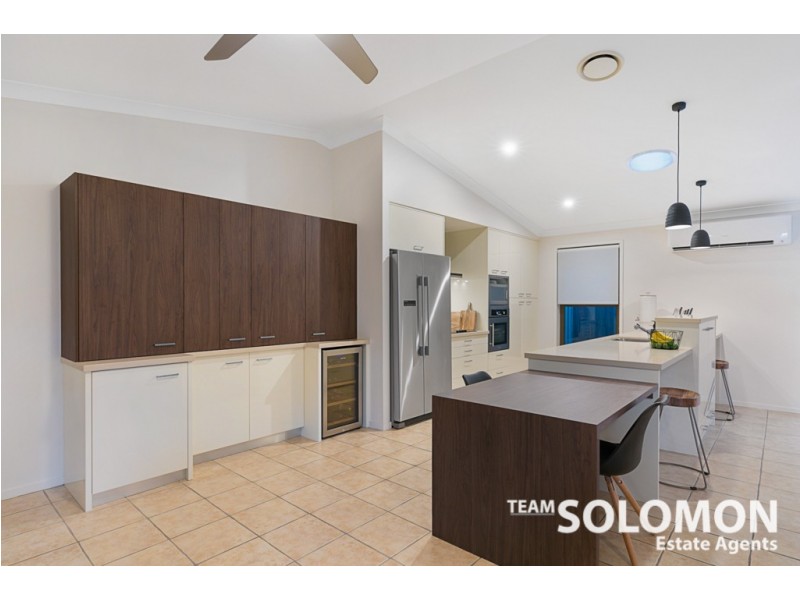 9 Kate Court, Victoria Point QLD 4165