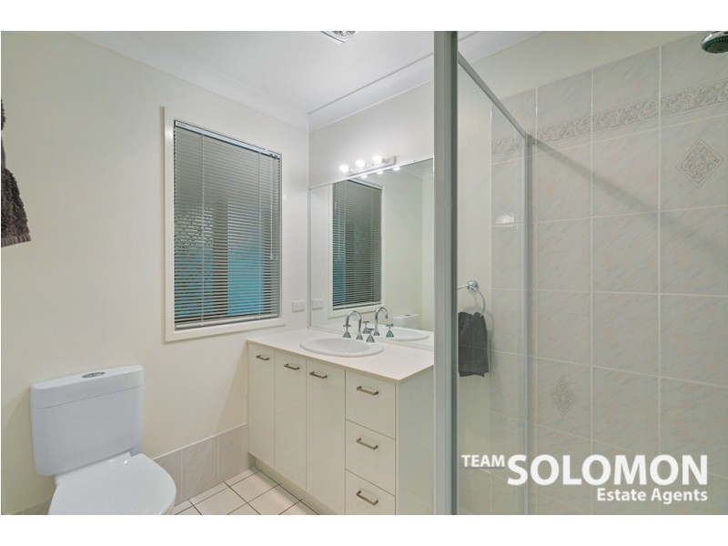 9 Kate Court, Victoria Point QLD 4165