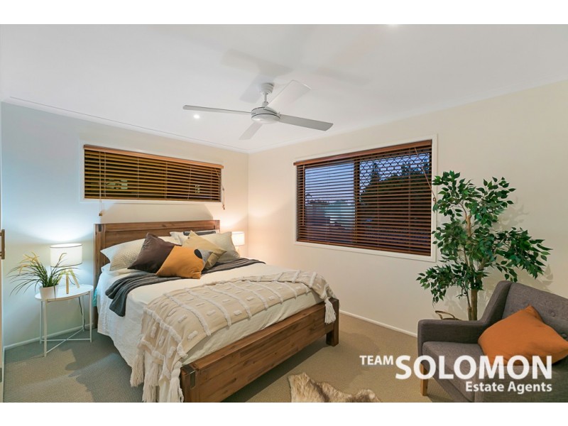 15 Sandpiper Street, Wellington Point QLD 4160