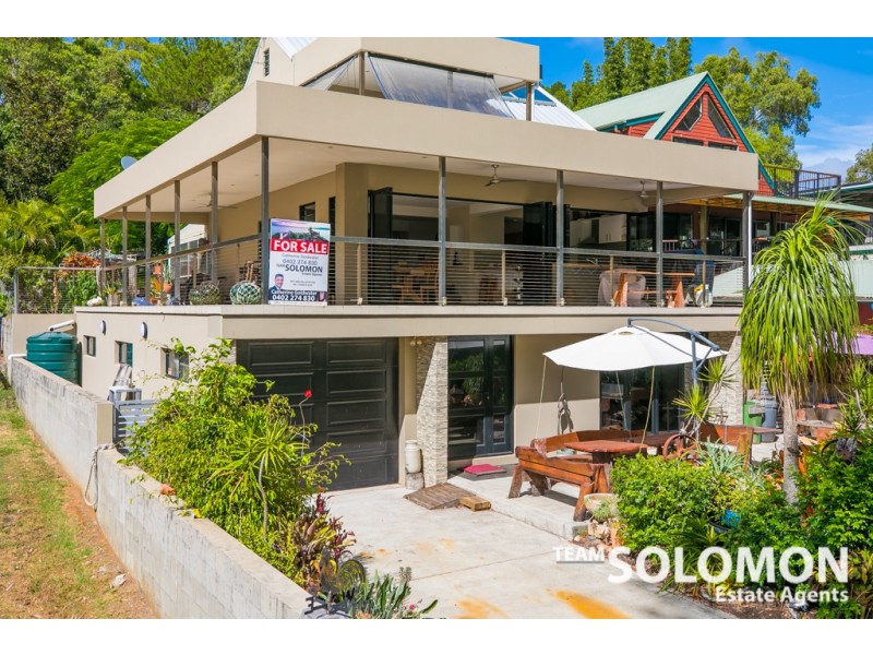 204 Victoria Parade North, Coochiemudlo Island QLD 4184