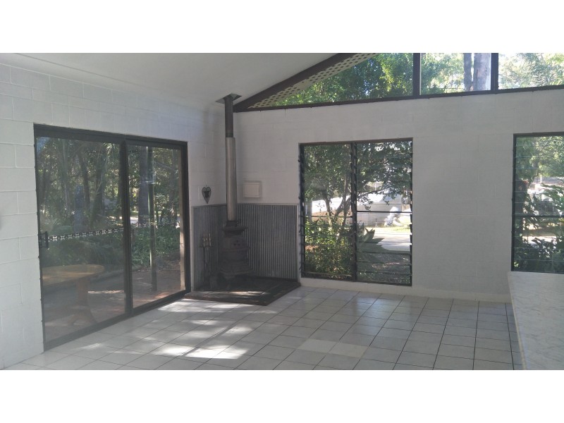 3 Mareela Street, Coochiemudlo Island QLD 4184