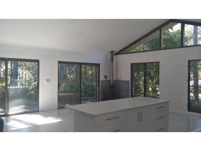 3 Mareela Street, Coochiemudlo Island QLD 4184