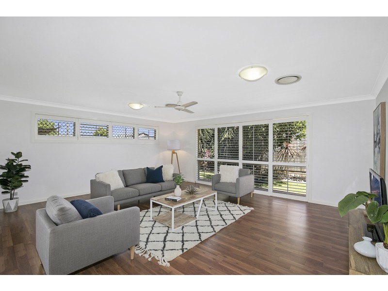 1 Salford Street, Victoria Point QLD 4165