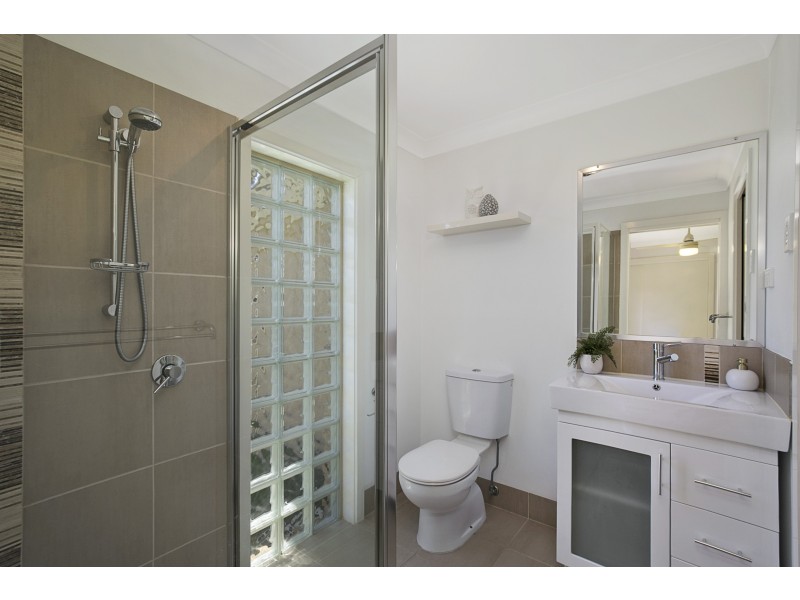 1 Salford Street, Victoria Point QLD 4165