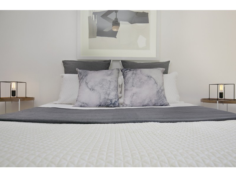 1 Salford Street, Victoria Point QLD 4165