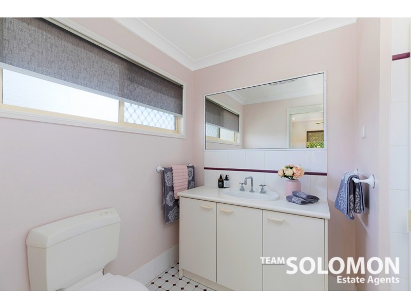 4 Caledonian Crescent, Alexandra Hills QLD 4161