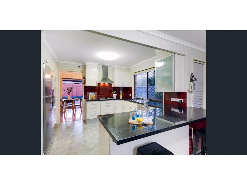 1 Romano Court, Ormiston QLD 4160