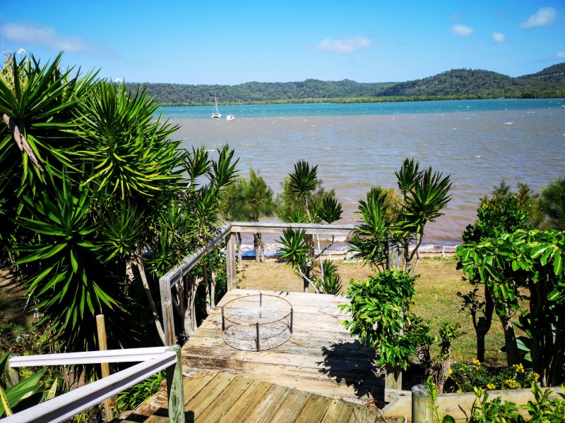 88-90 Canaipa Point Drive, Russell Island QLD 4184