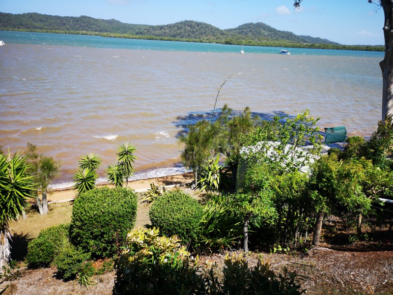 88-90 Canaipa Point Drive, Russell Island QLD 4184