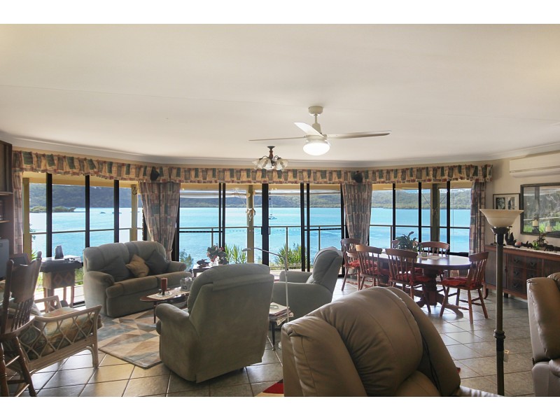 88-90 Canaipa Point Drive, Russell Island QLD 4184