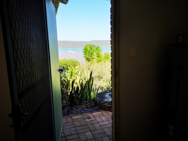 88-90 Canaipa Point Drive, Russell Island QLD 4184