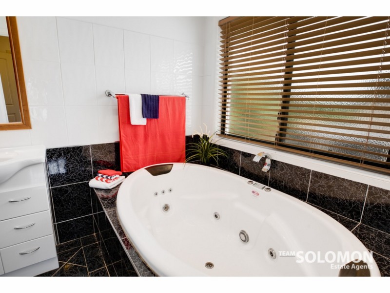 Redland Bay QLD 4165