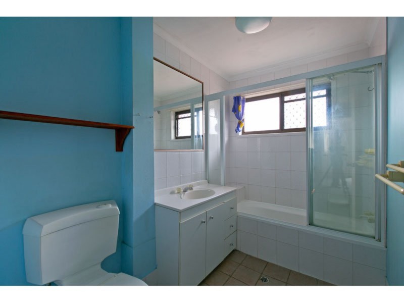 2/76 Mount Cotton Road, Capalaba QLD 4157