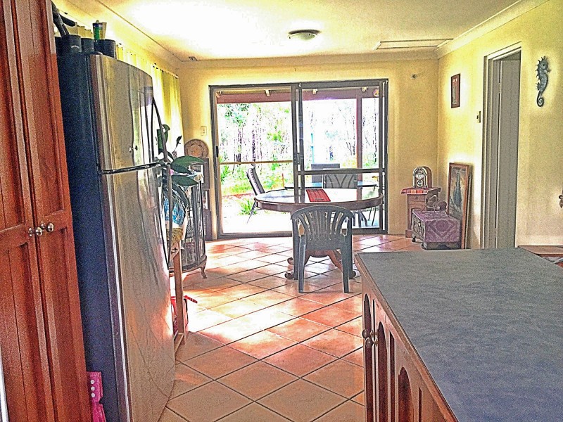 42 Cunningham Avenue, Russell Island QLD 4184