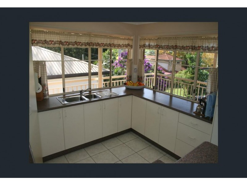 3 Pullen Street, Coochiemudlo Island QLD 4184