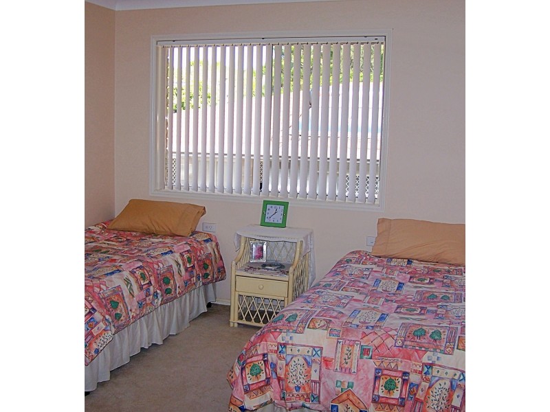 3 Pullen Street, Coochiemudlo Island QLD 4184