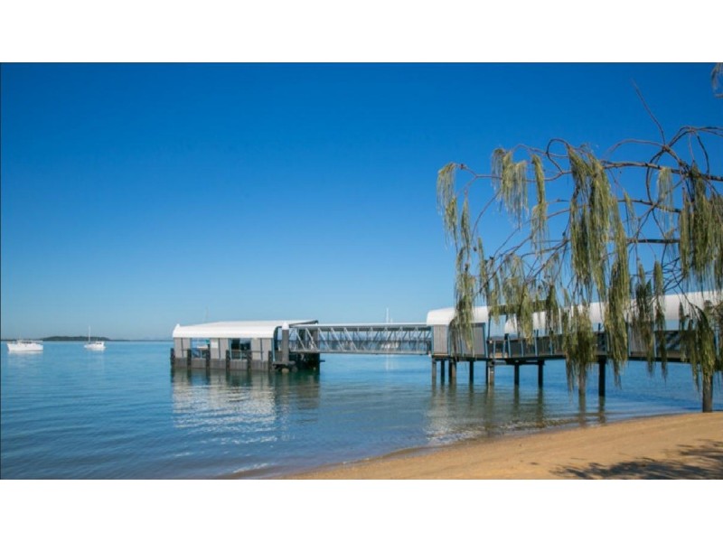 3 Pullen Street, Coochiemudlo Island QLD 4184