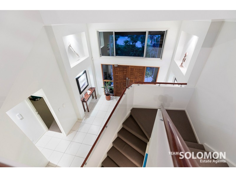 8 Devonstone Street, Cleveland QLD 4163