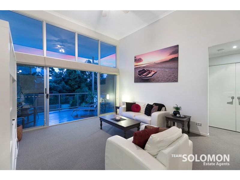 8 Devonstone Street, Cleveland QLD 4163