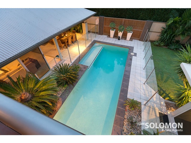 8 Devonstone Street, Cleveland QLD 4163