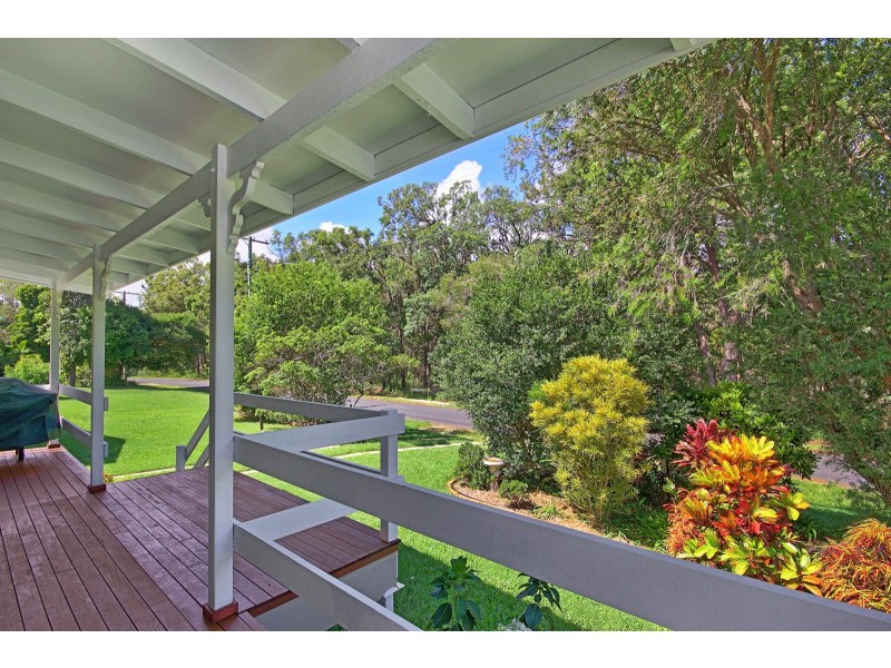 72 Elizabeth Street, Coochiemudlo Island QLD 4184