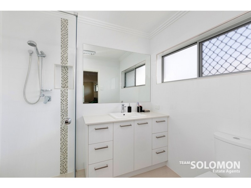 9/21 Passage Street, Cleveland QLD 4163