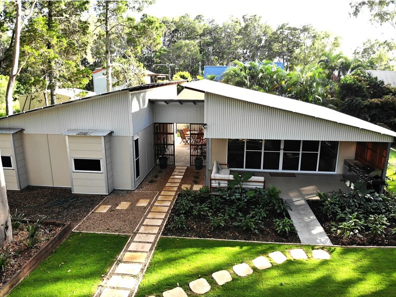 234B Victoria Parade, Coochiemudlo Island QLD 4184