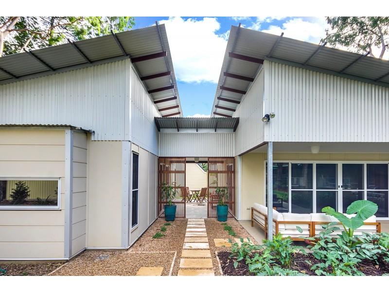 234B Victoria Parade, Coochiemudlo Island QLD 4184