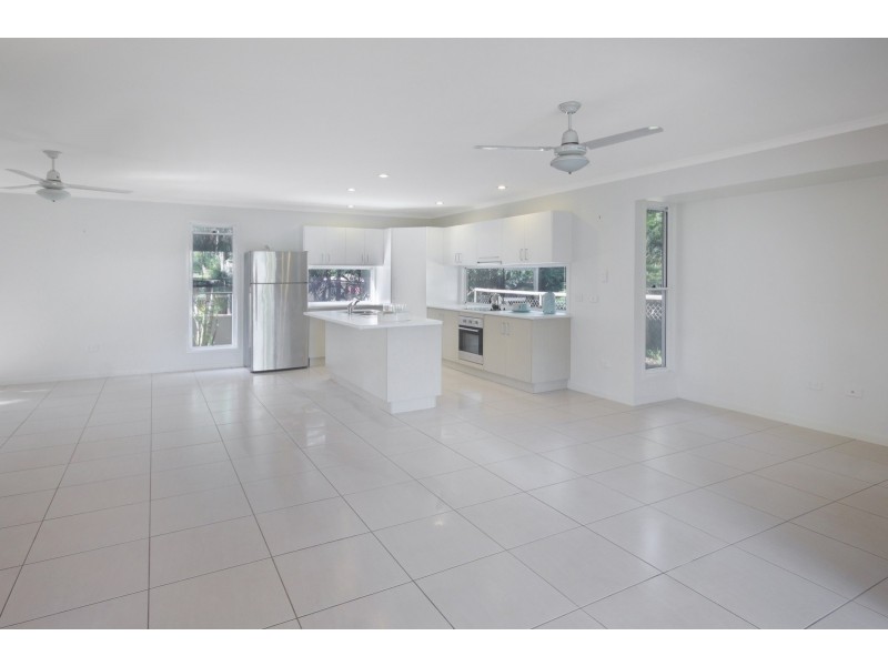 234B Victoria Parade, Coochiemudlo Island QLD 4184