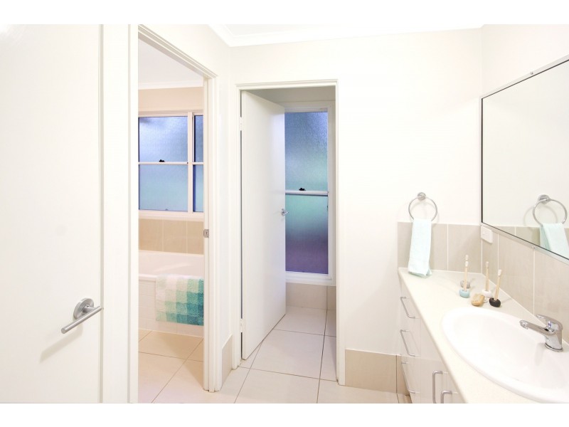 234B Victoria Parade, Coochiemudlo Island QLD 4184