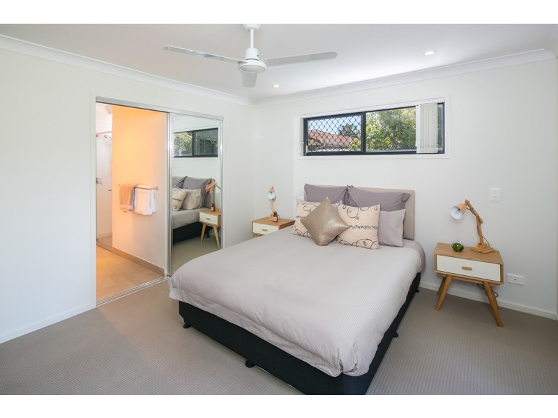 29 Ruth Street, Birkdale QLD 4159