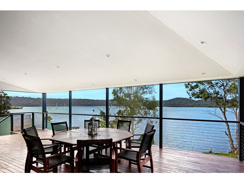 6 Emerson Street, Russell Island QLD 4184