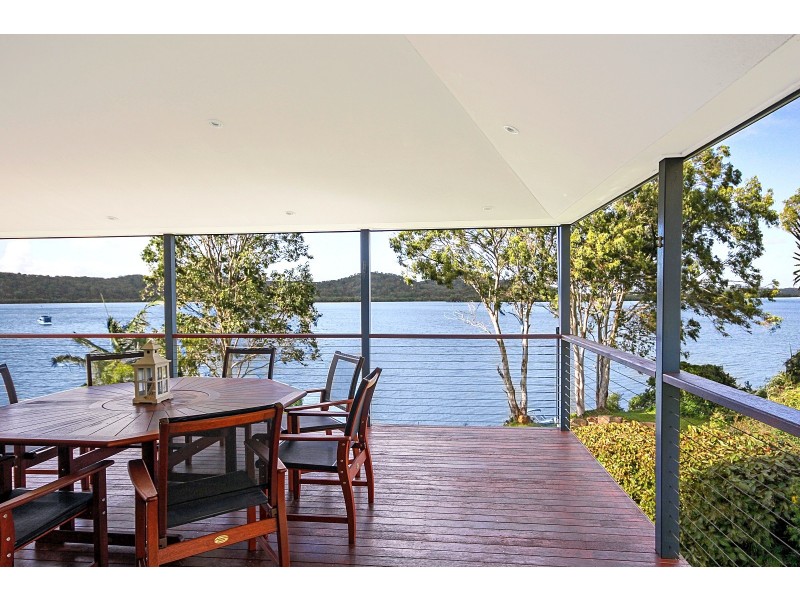 6 Emerson Street, Russell Island QLD 4184