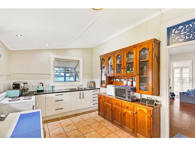 6 Emerson Street, Russell Island QLD 4184
