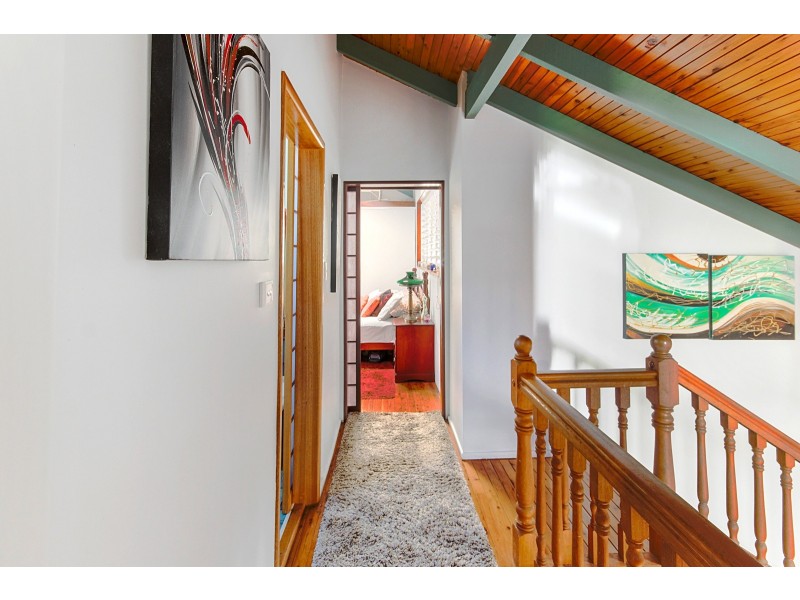 21 Ross Street, Coochiemudlo Island QLD 4184