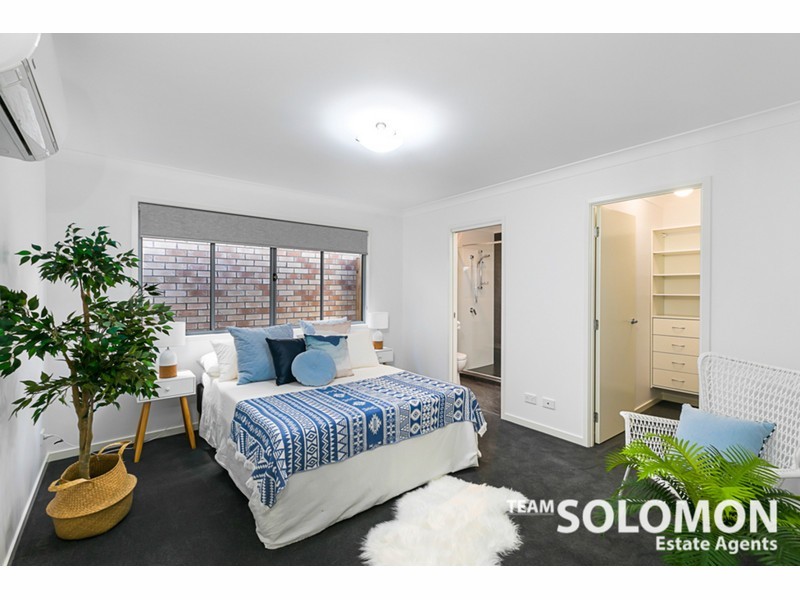 25 Sandpiper Street, Wellington Point QLD 4160